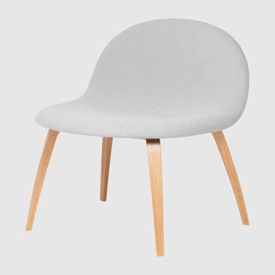 GUBI「3D Lounge Chair」3Dラウンジチェア　フル布張り装飾ｘウッドベース