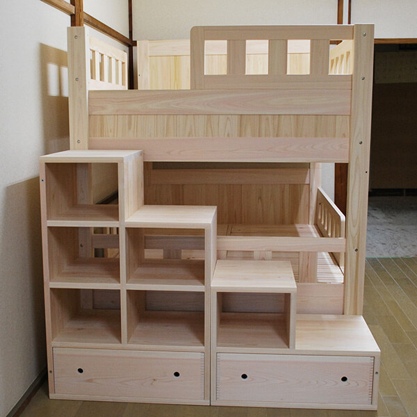 乗り降りしやすく収納もできる階段家具 株式会社ヒノキ ワークス 38 建材トレンド