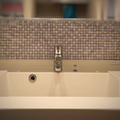 モザイクタイルパネル： カラー12色、目地無し製作、300mm×300mm×t12 、裏：マグネット サムネイル画像3