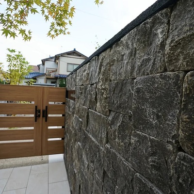 「ORIENTAL LEGACY オリエンタルレガシー」壁石材（正方形・長方形 方形乱張り）