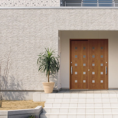 玄関引戸「彩樹 さいじゅ」5色の木調柄と多彩なデザインで幅広いニーズに対応