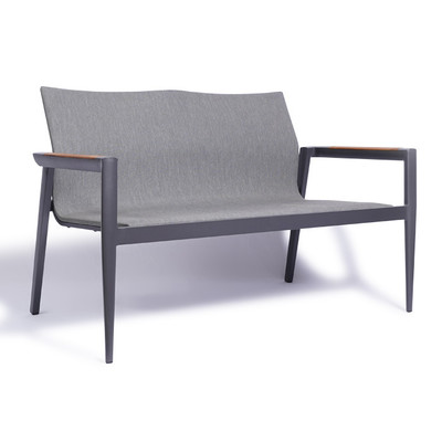 背もたれと座面がシームレスにつながるシンプルな2人掛ソファ「PHOENIX 2P Sofa」